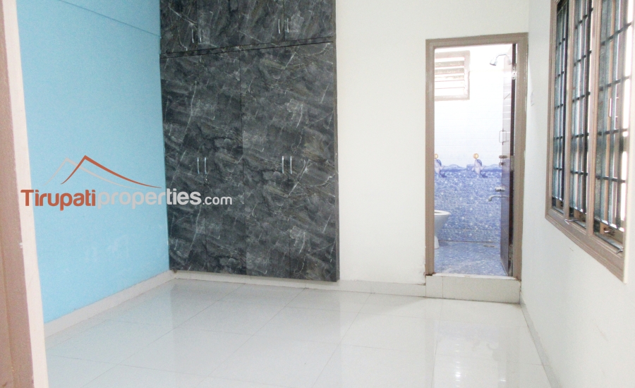 1070 Sft South Facing #2Bhk #Resale #FlatforSale Near Vikuntapuram Arch, #Tirupati